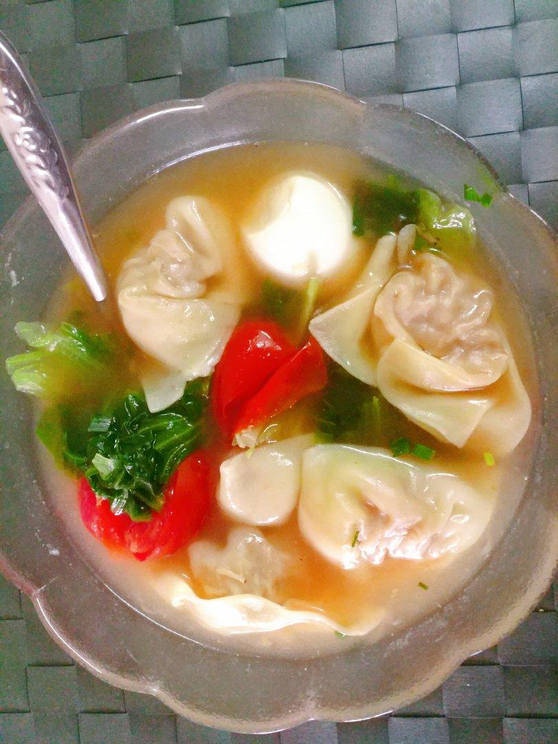 上海荠菜大馄饨