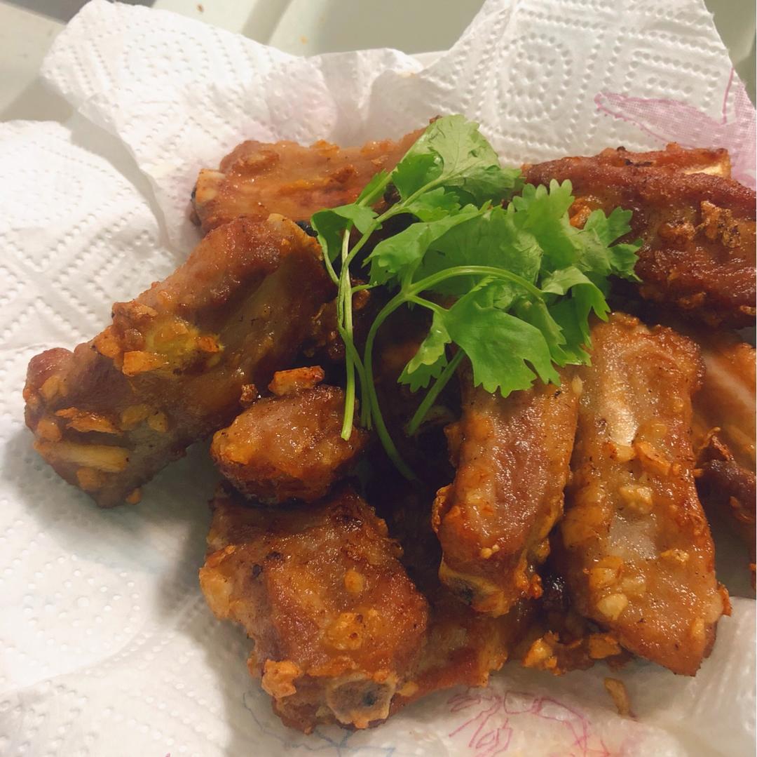 金牌蒜香排骨