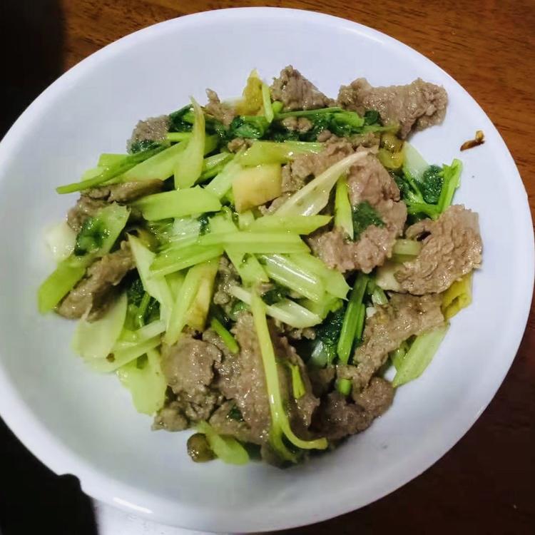 香菜牛肉