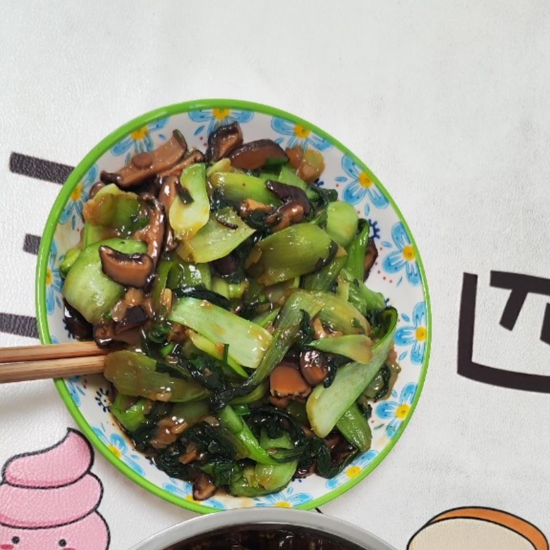 青菜炒香菇