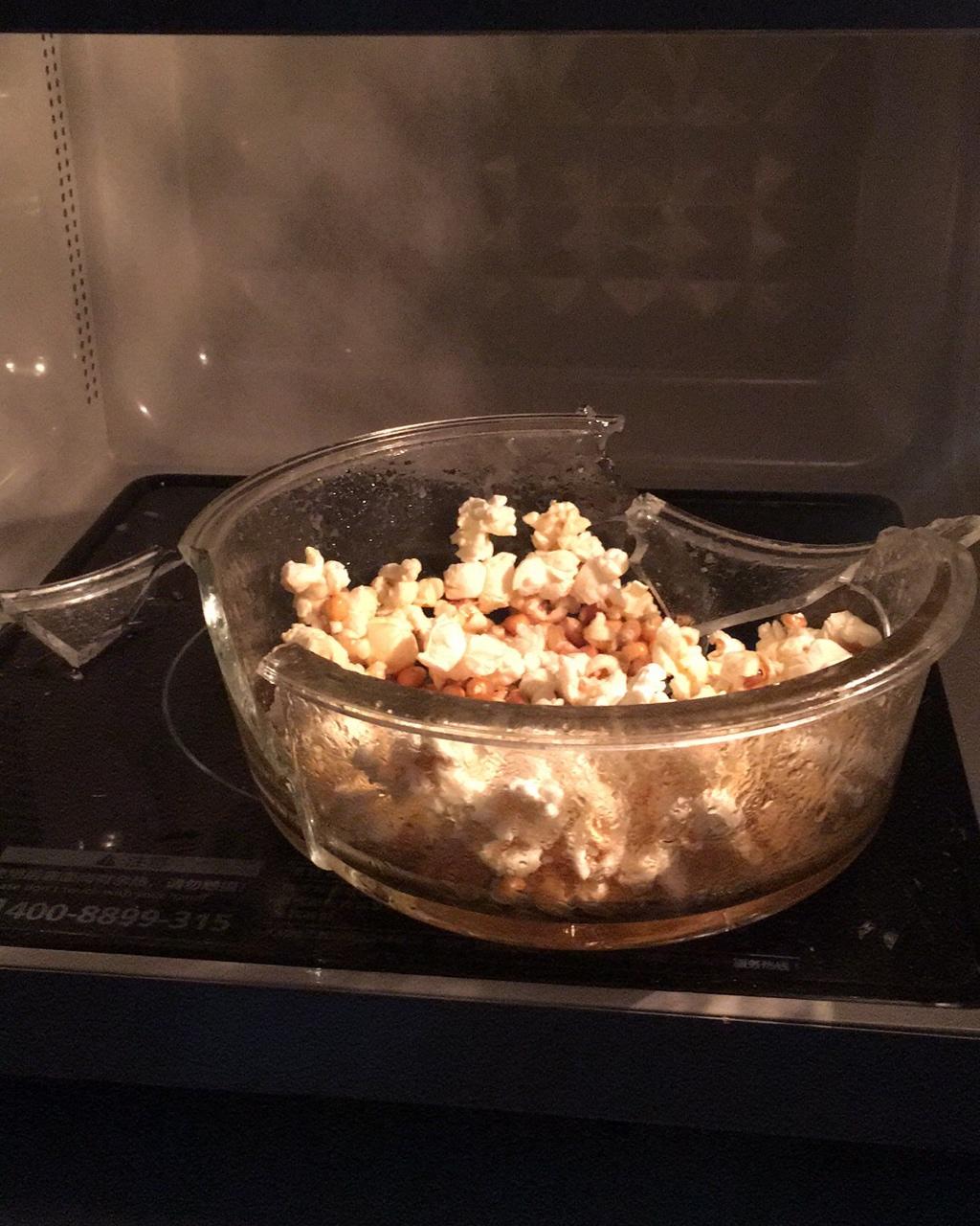 手机用户1357hrme做的微波炉版爆米花