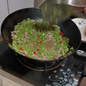 下饭神菜🌶️肉末炒豆角~的做法 步骤6