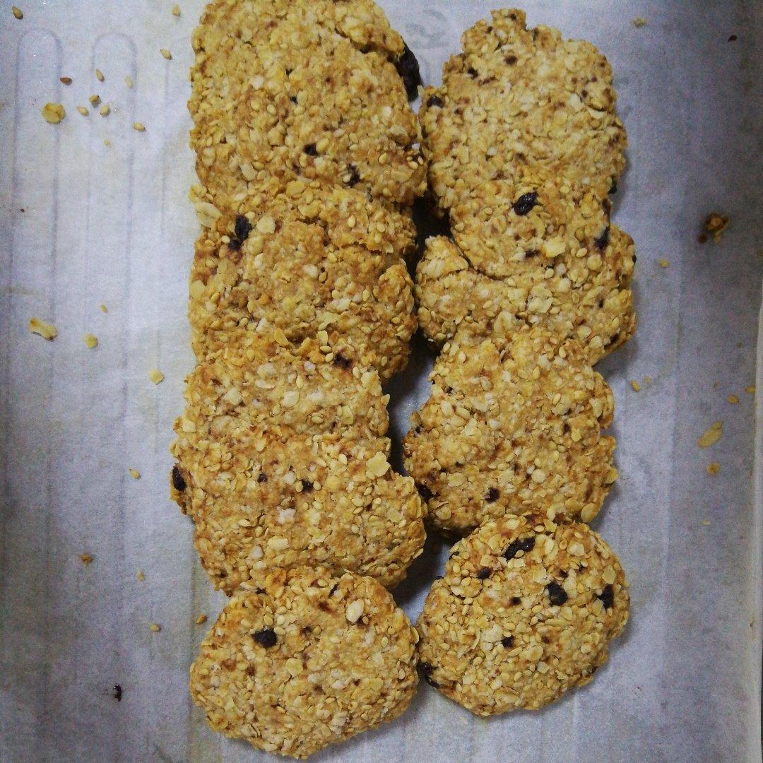 素食:有机燕麦芝麻大饼干