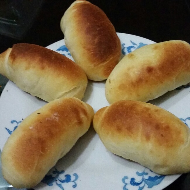 黄油面包卷