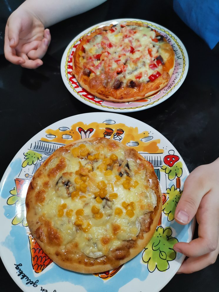 家庭版披萨（含披萨酱的做法）