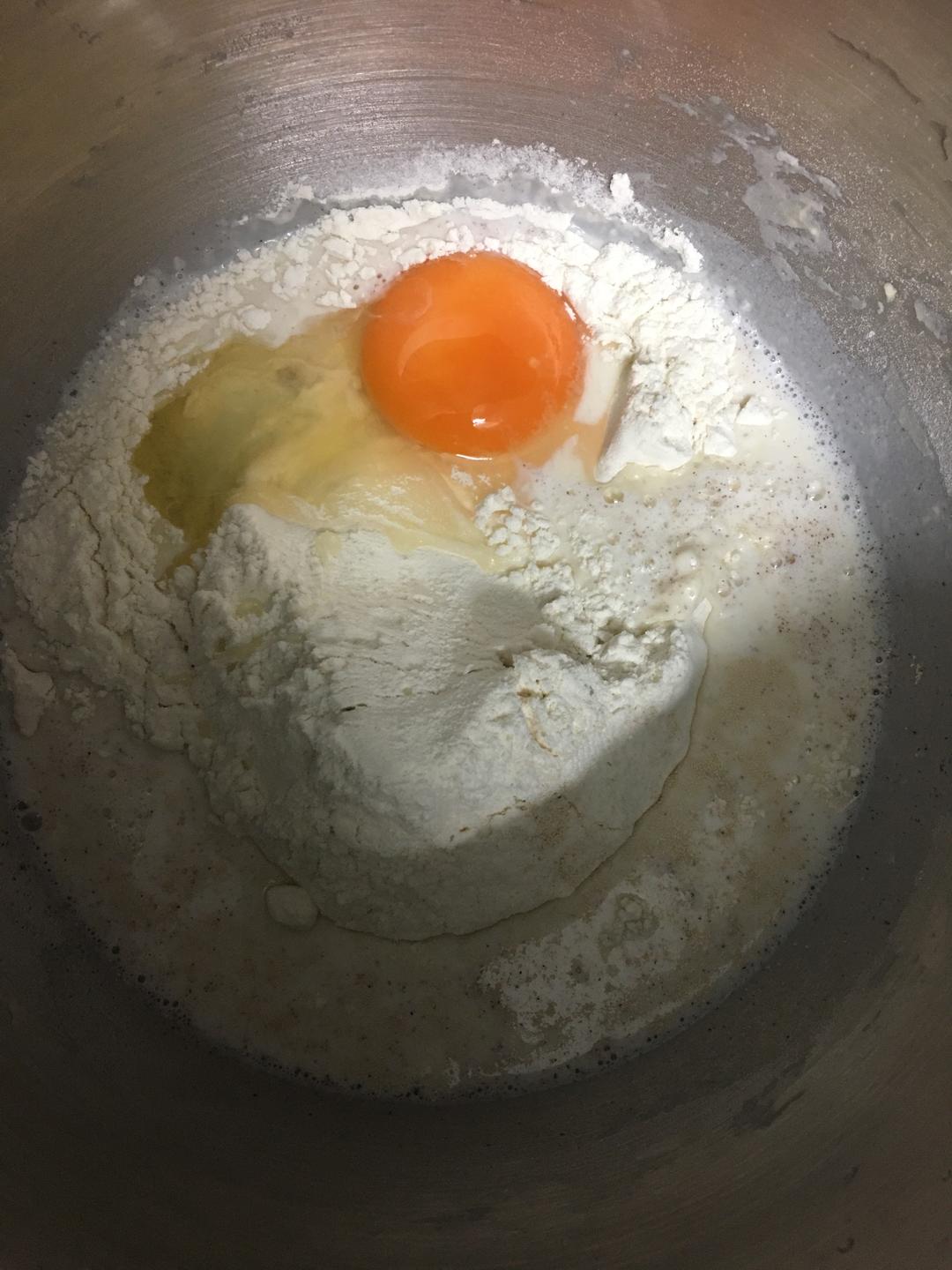 纯奶手撕吐司的做法 步骤1
