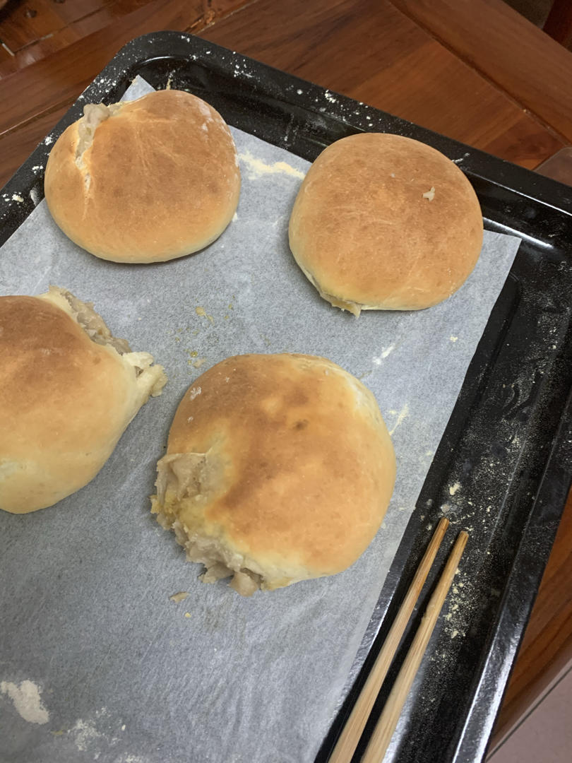 芋泥蛋黄麻糬肉松面包