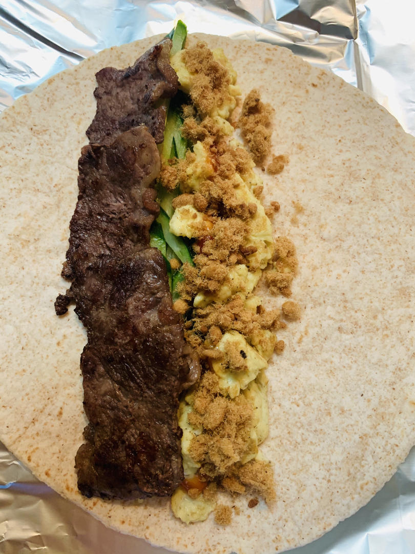 麦西恩卷饼中式吃法          孜然土豆牛肉丝