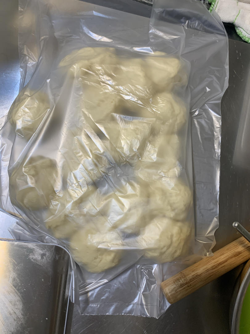 好吃到炸裂的港式菠萝包（附带制作酥皮的小视频）