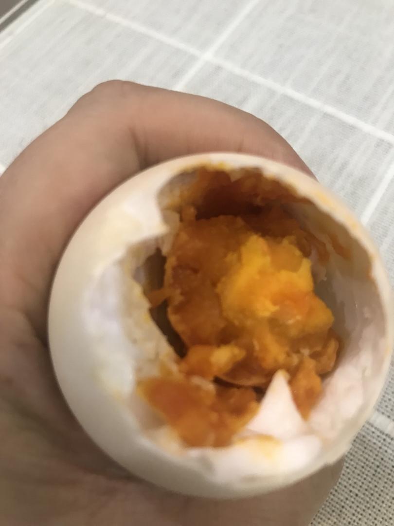 咸鸭蛋的3种腌法