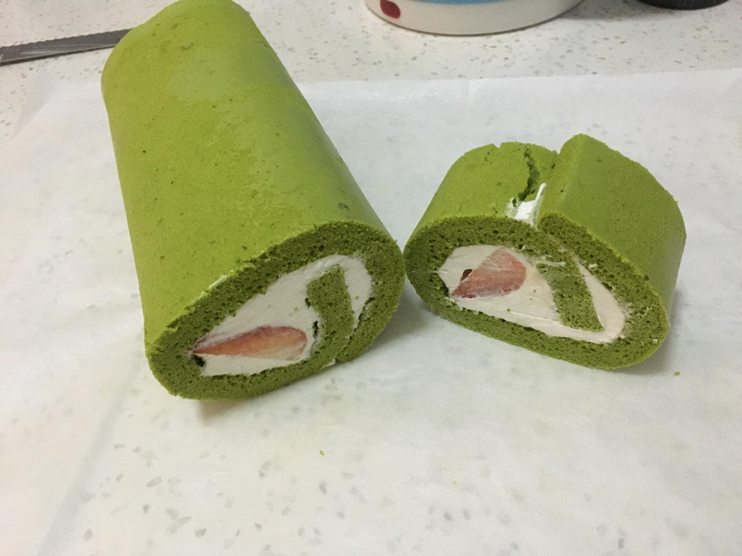 椰香斑斓蛋糕卷