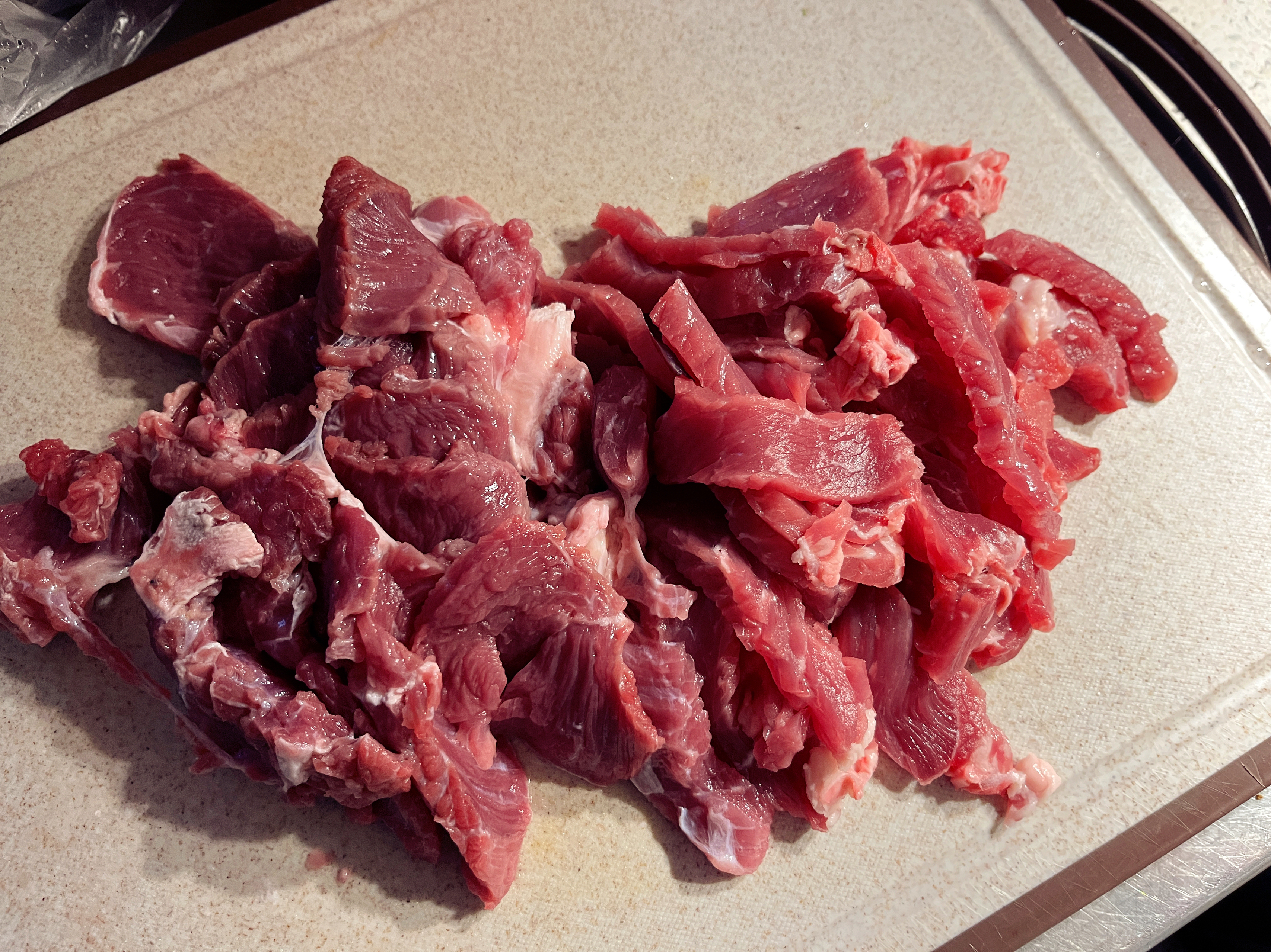 韩式牛肉海带汤的做法 步骤2