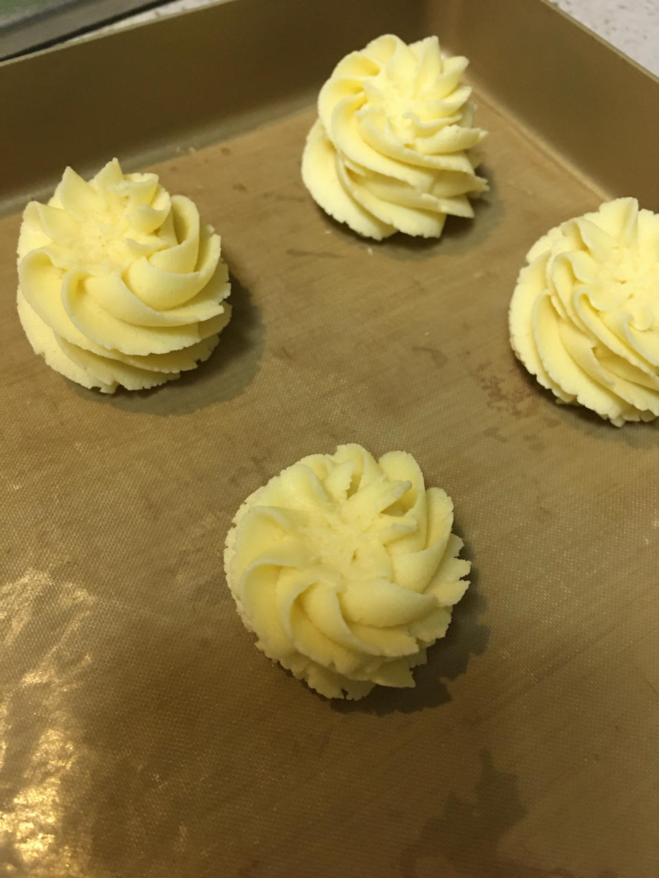 一抿即化酥到掉渣的珍妮曲奇云顶小花/烘焙视频饼干篇1