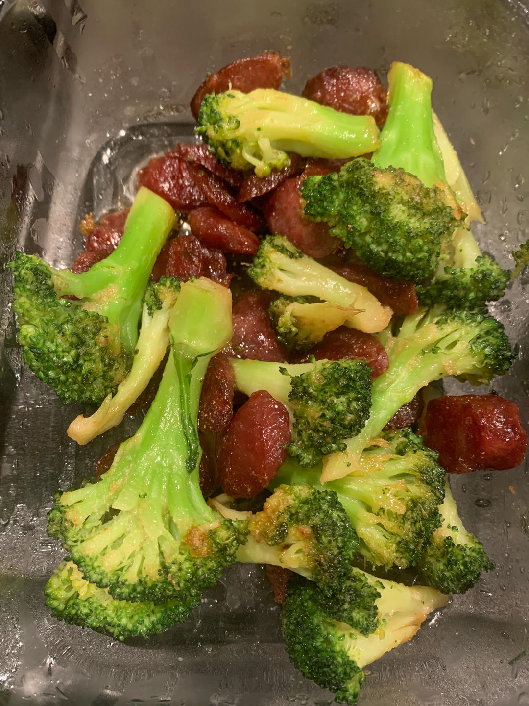 广式腊肠炒西兰花