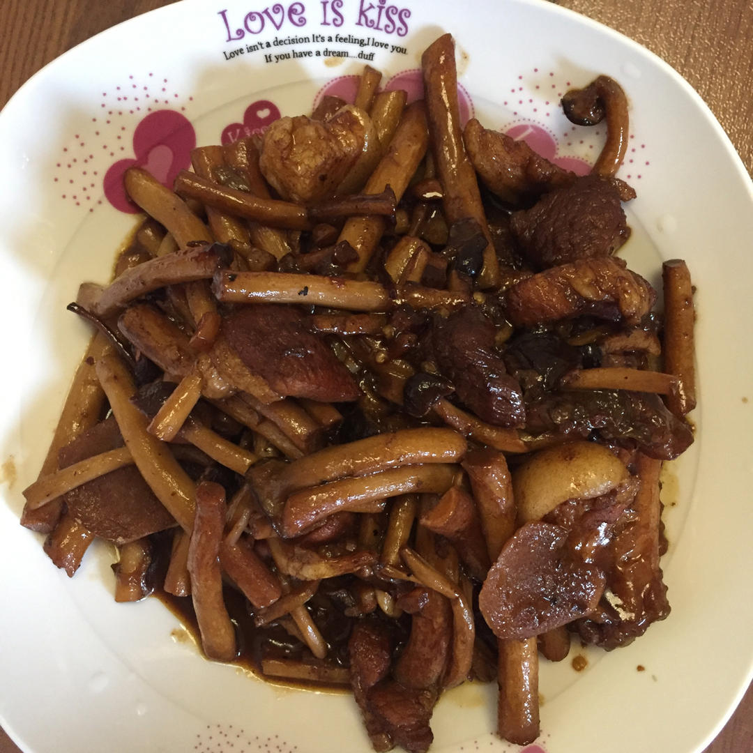 茶树菇烧肉