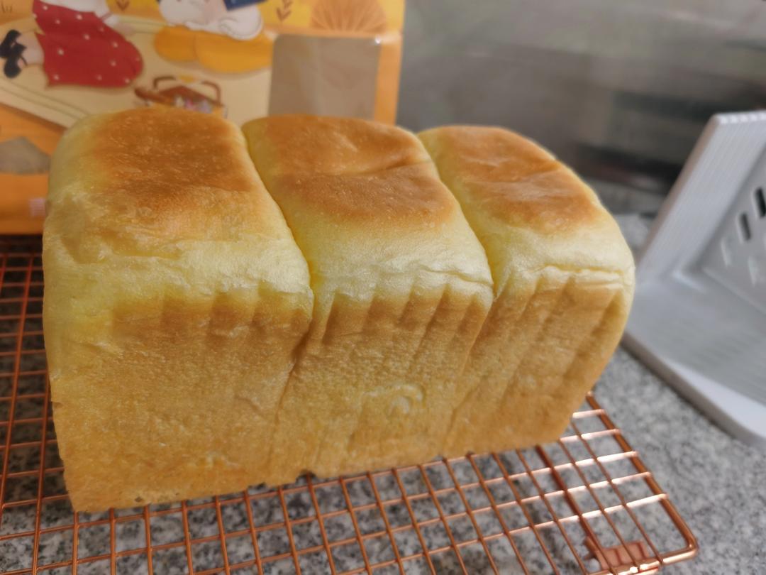 椰子油软白吐司100%拉丝