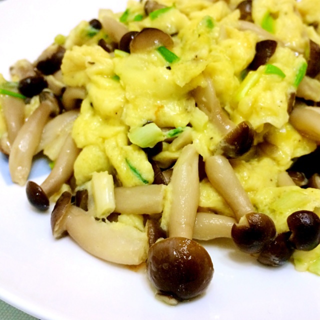 蟹味菇滑蛋