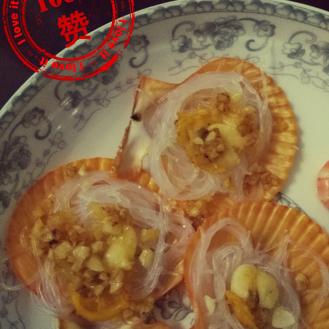 蒜蓉粉丝蒸扇贝