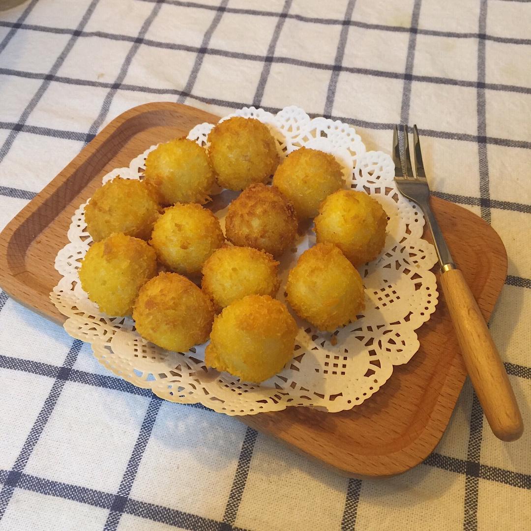 炸土豆丸子