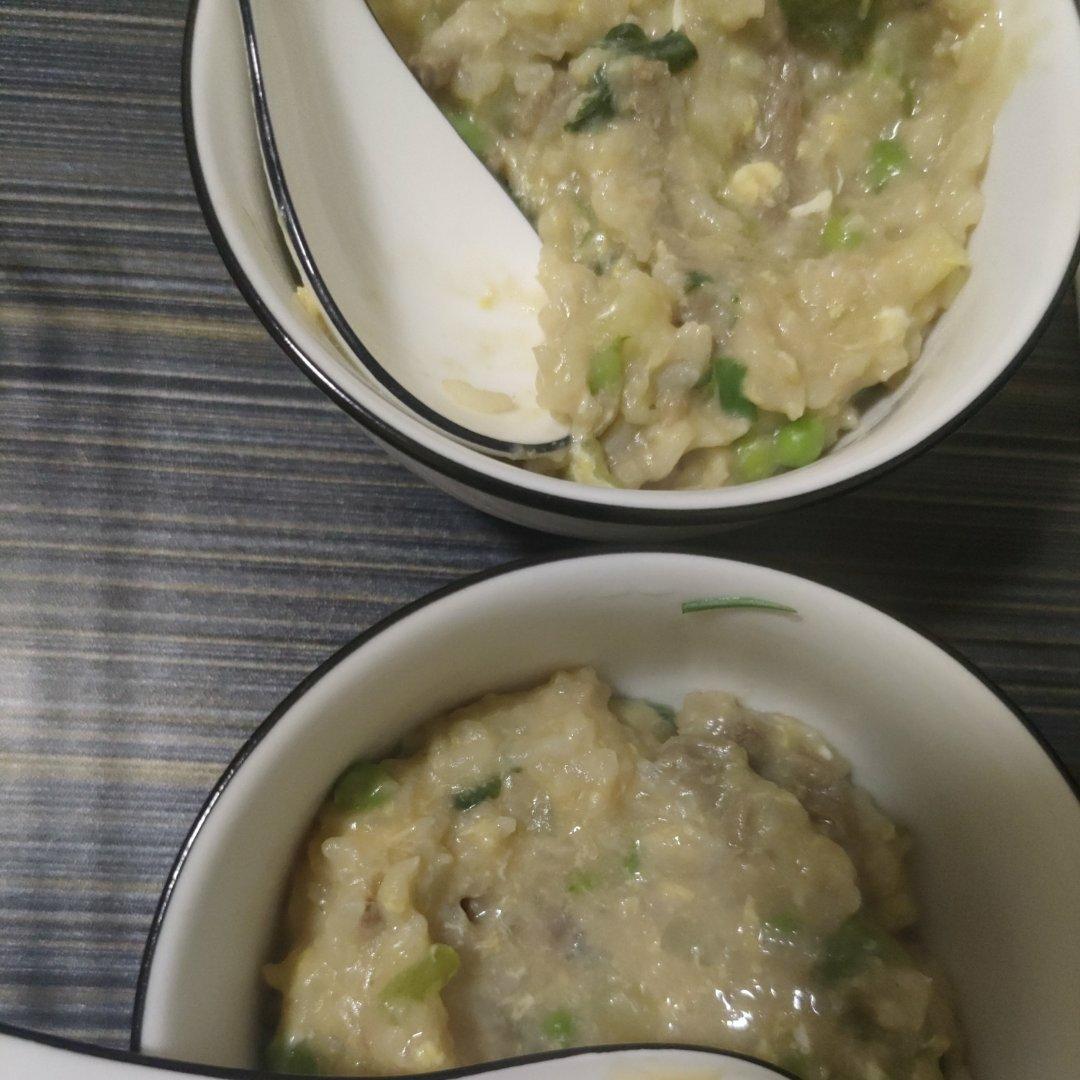 🔥巨好吃，充满幸福感的牛肉芹菜滑蛋粥❗❗