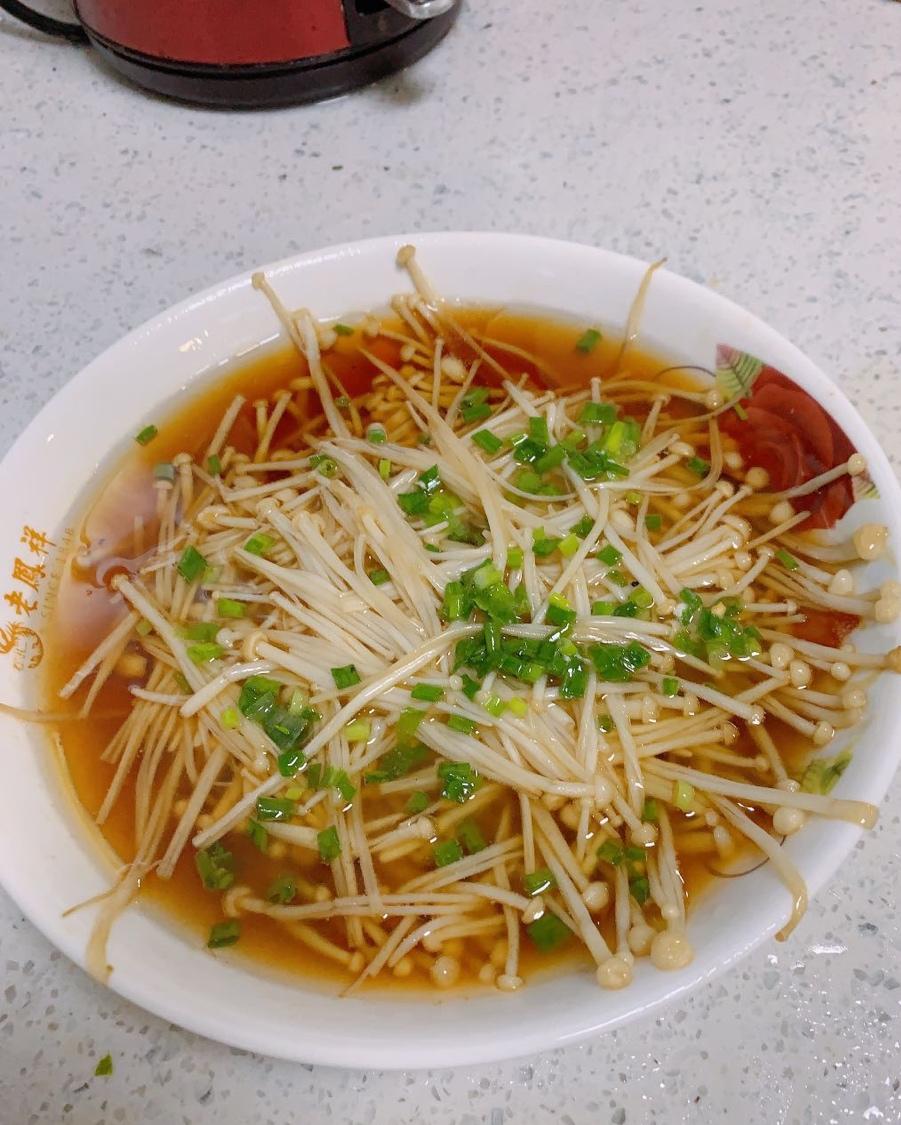 油泼金针菇