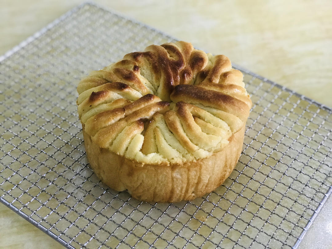 日式香浓炼乳面包