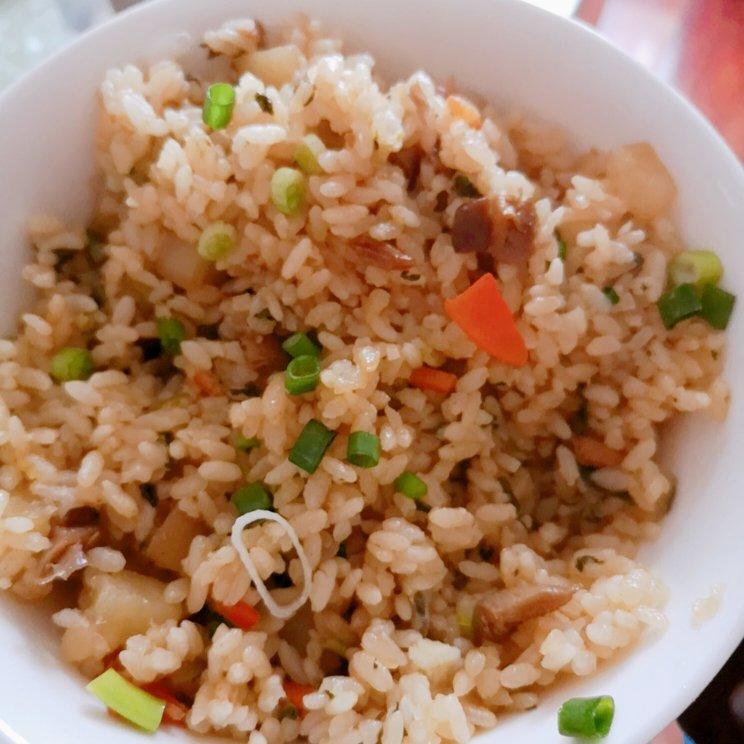 土豆焖饭（电饭锅版）