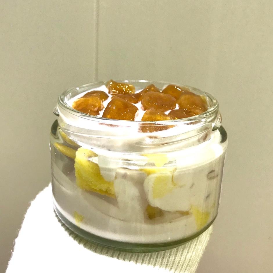 酸奶盒子蛋糕                        （配木薯圆子）