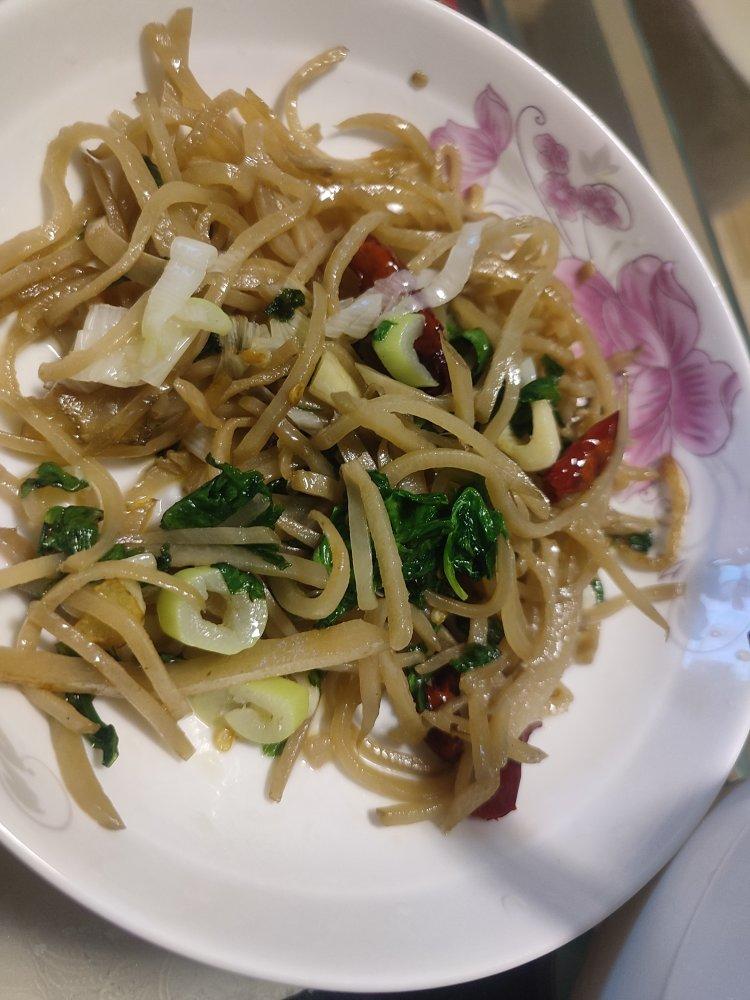 宫廷秘制炒咸菜，老佛爷也爱吃的平民御膳，比肉还香