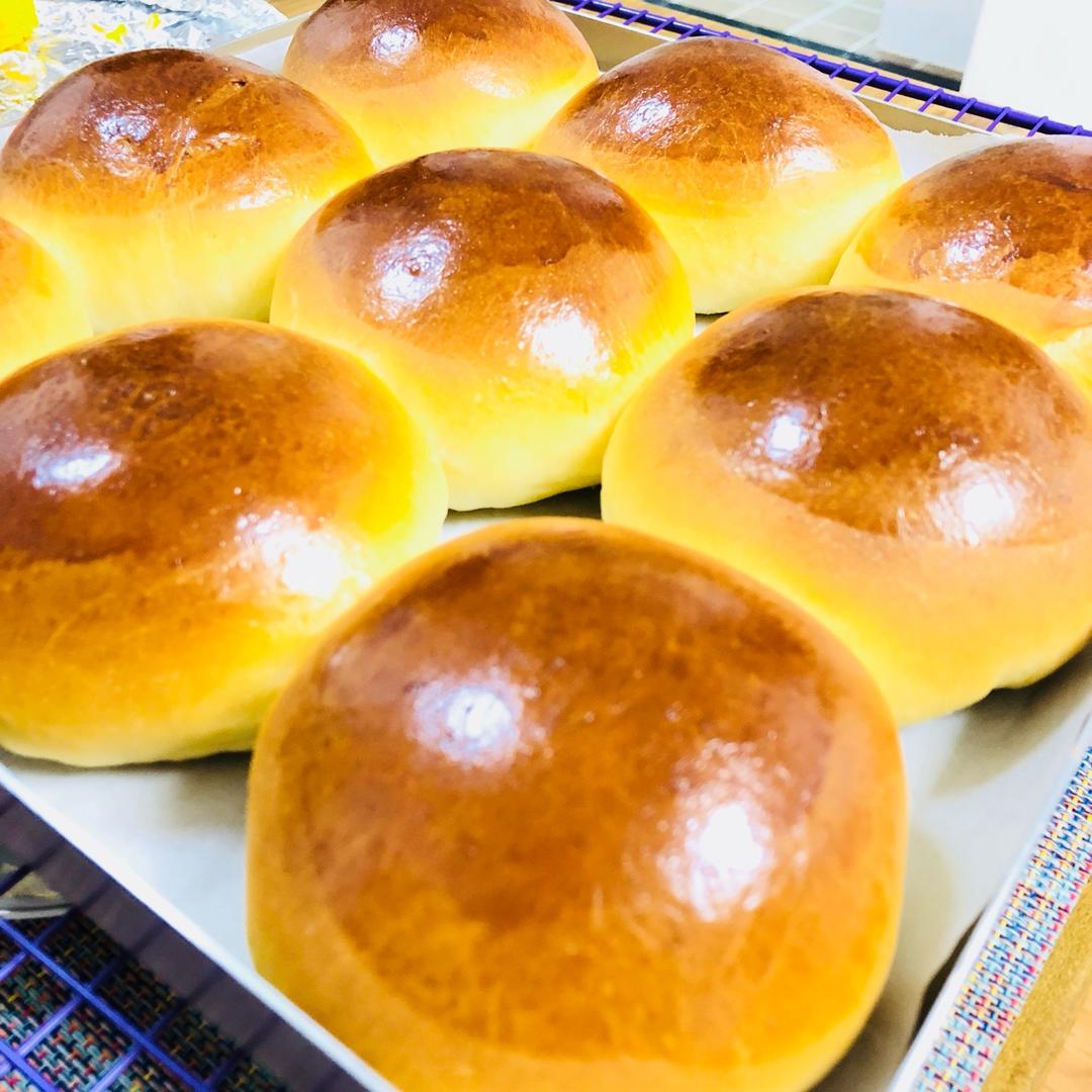 如棉花般松软的海苔肉松面包