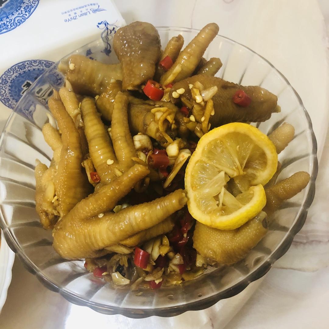停不下来的秘制凉拌鸡爪