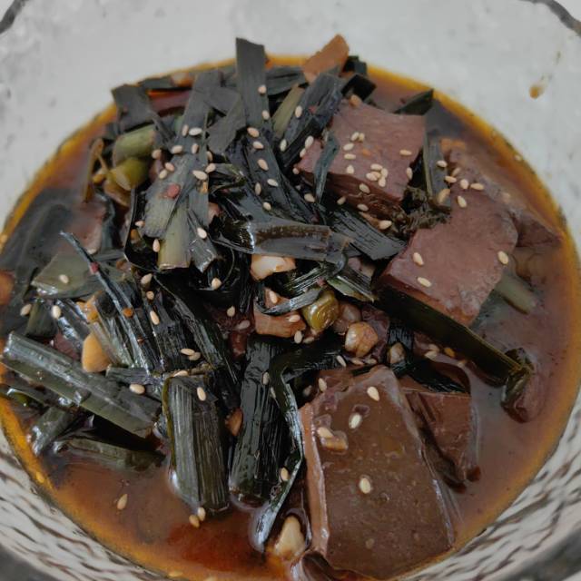 爆炒鸭血