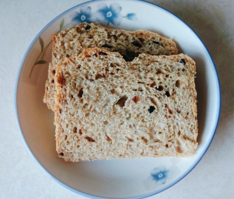 淡奶油全麦软欧包（面包机直接做）