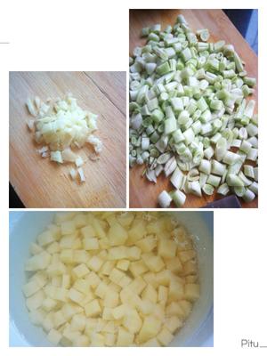 一起用餐吧—电饭锅版土豆豆角焖饭的做法 步骤1