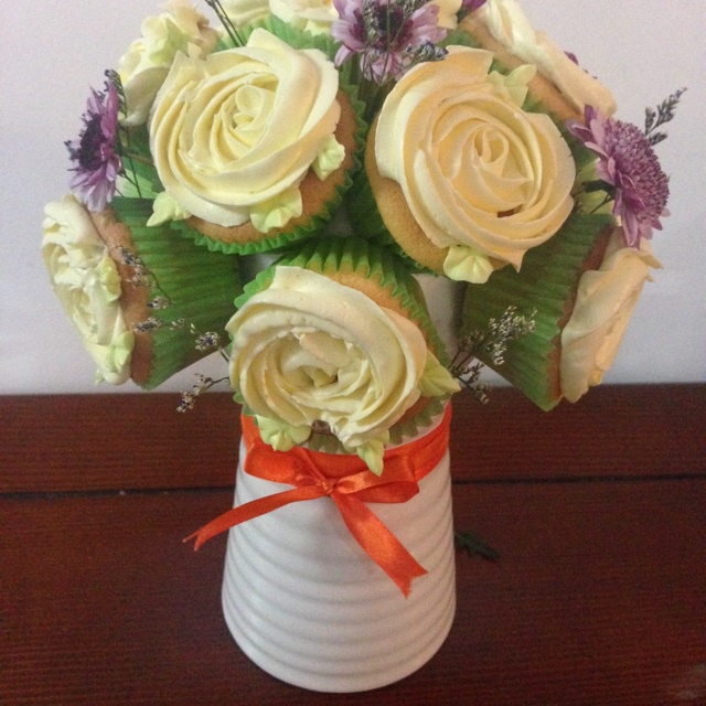 纸杯蛋糕花束cupcake bouquet