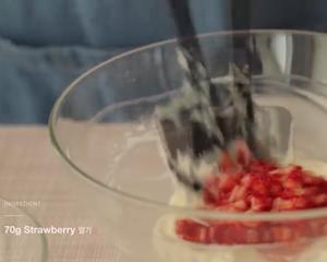 颜值超高的奶酪草莓大福的做法 步骤4