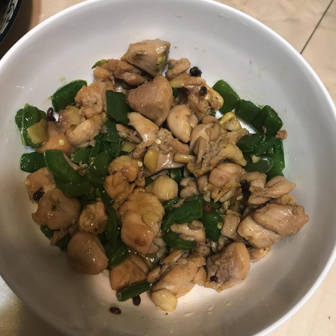 青椒炒鸡腿肉（大厨级别）