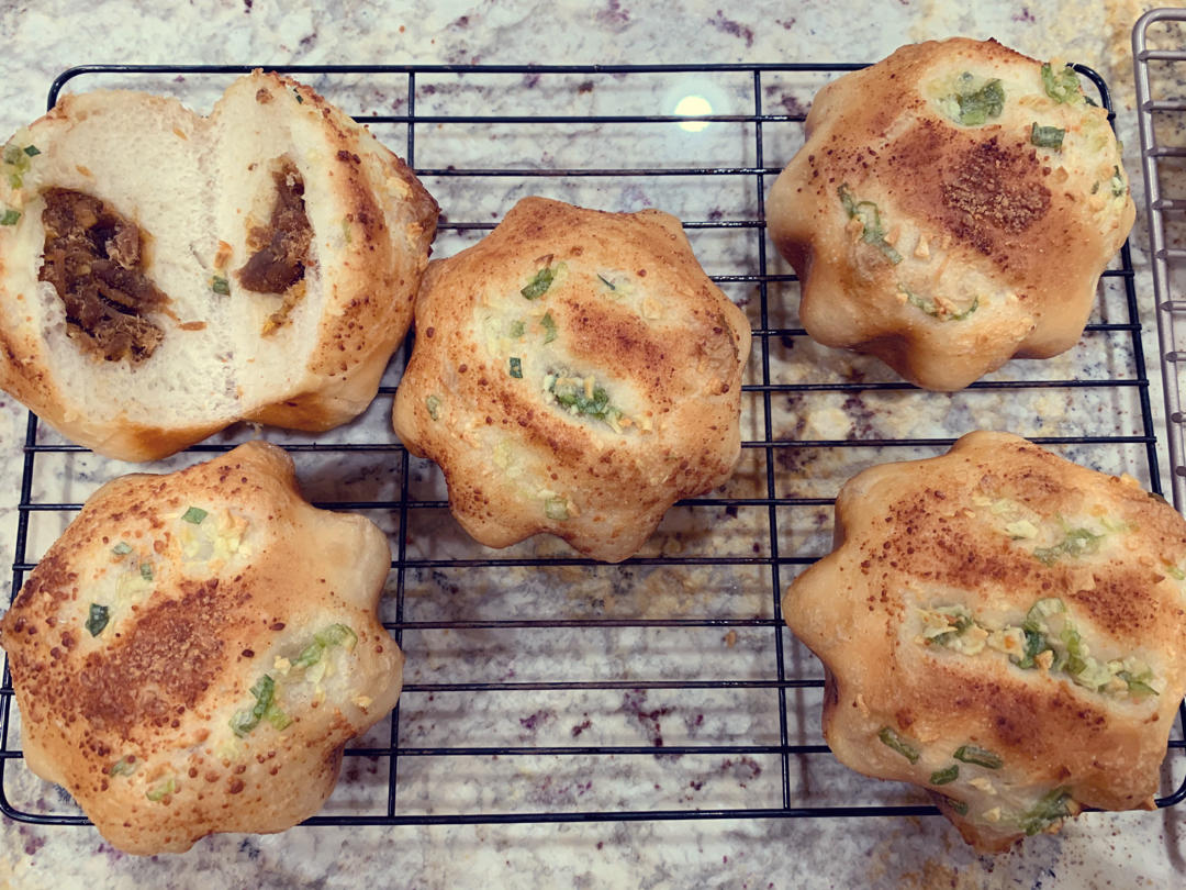 蒜香肉松小炸弹面包（烫种）