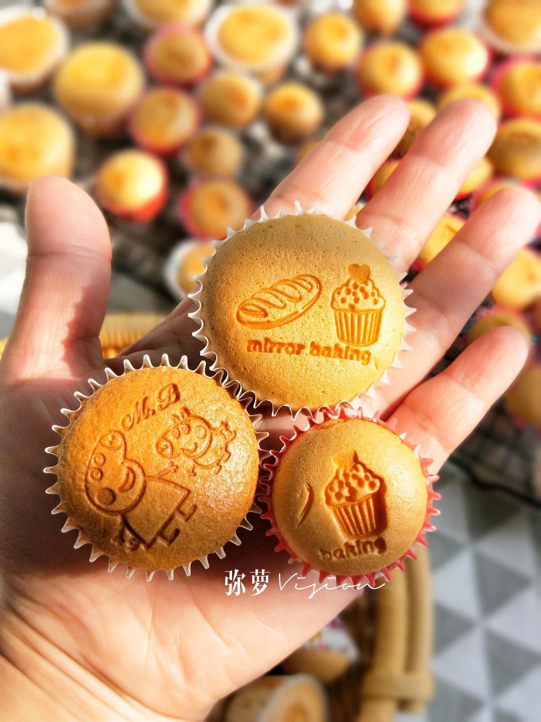 万用方子‼️口感滋润的酸奶&肉松沙拉夹心小蛋糕🍰