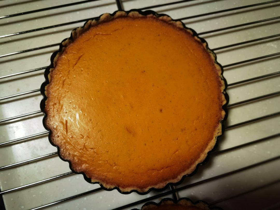 奶香酥皮南瓜派