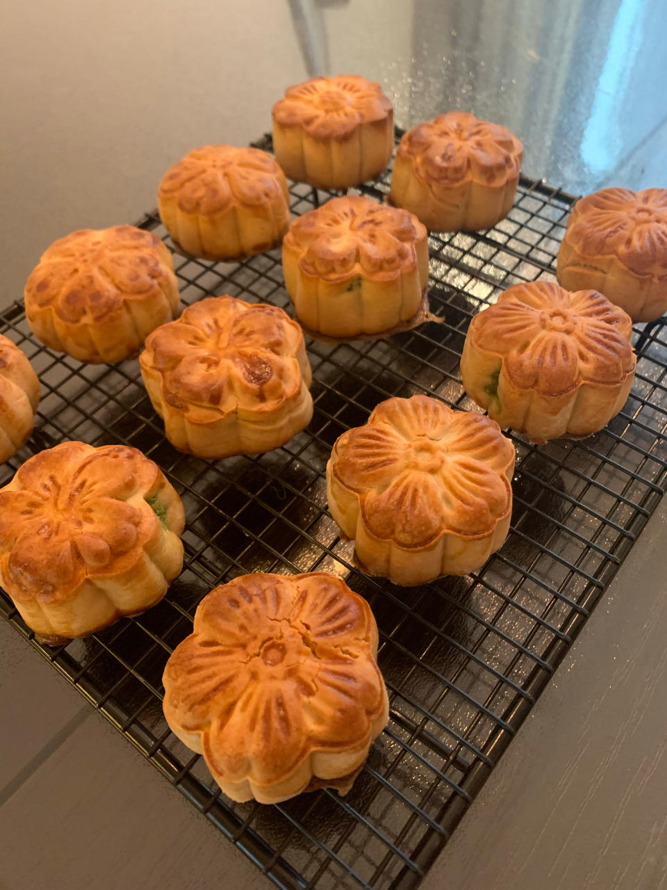广式月饼—蛋黄莲蓉月饼