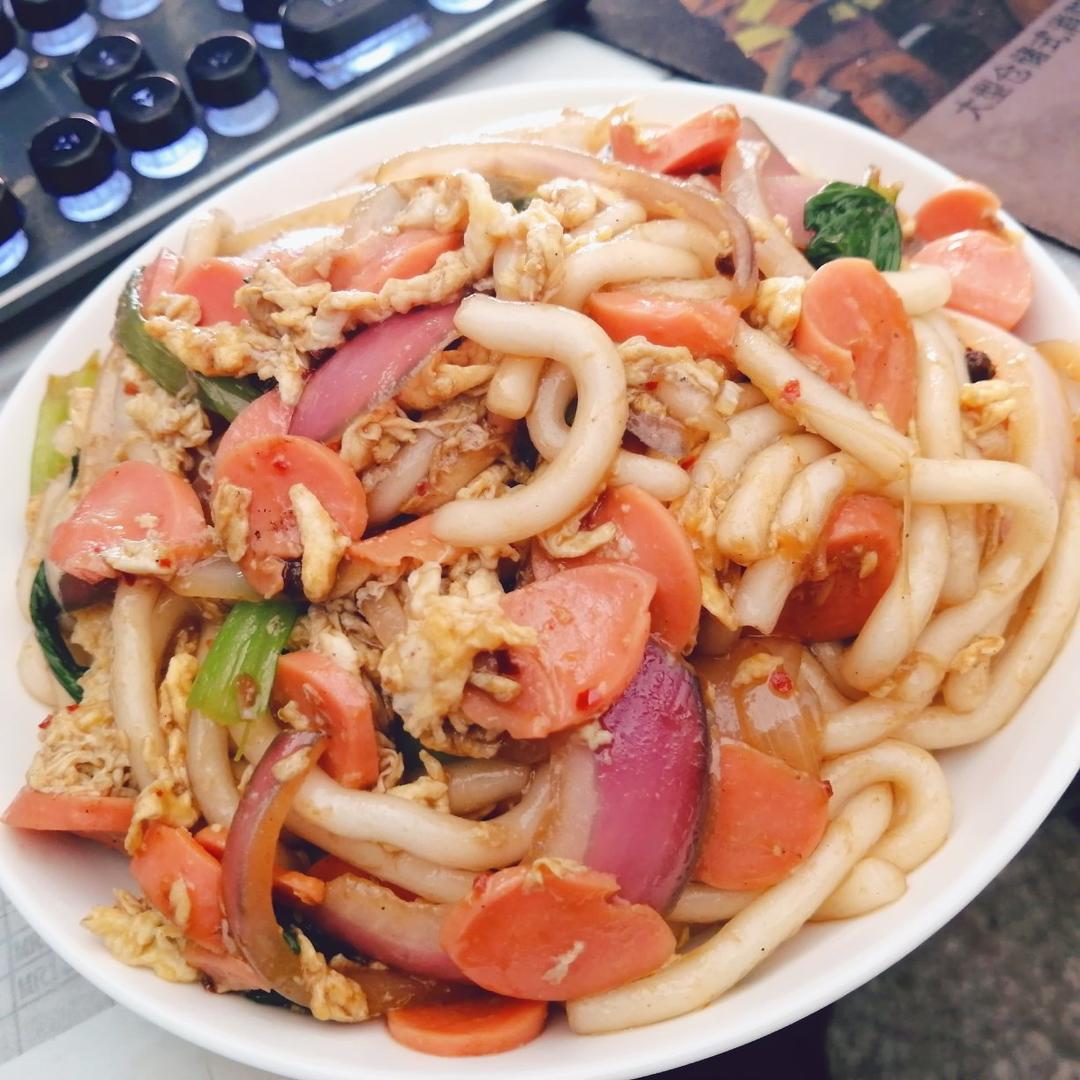 好吃到舔盘的老干妈炒土豆粉!秒杀路边摊