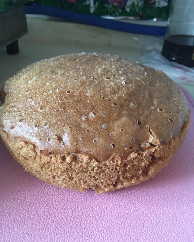 红枣红糖发糕：不塌不缩、组织均匀、手感软绵、口感Q弹