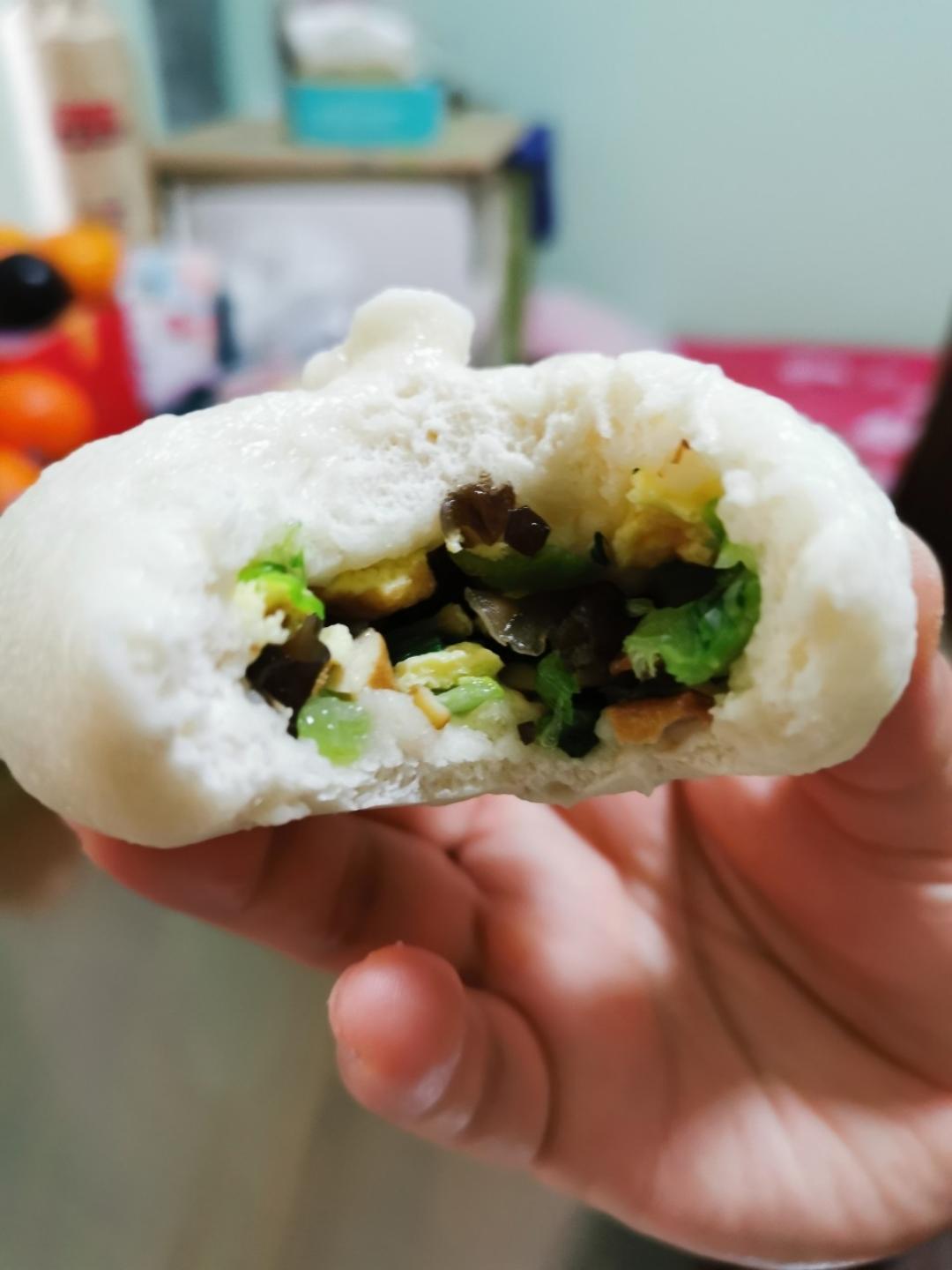 油菜香菇菜包