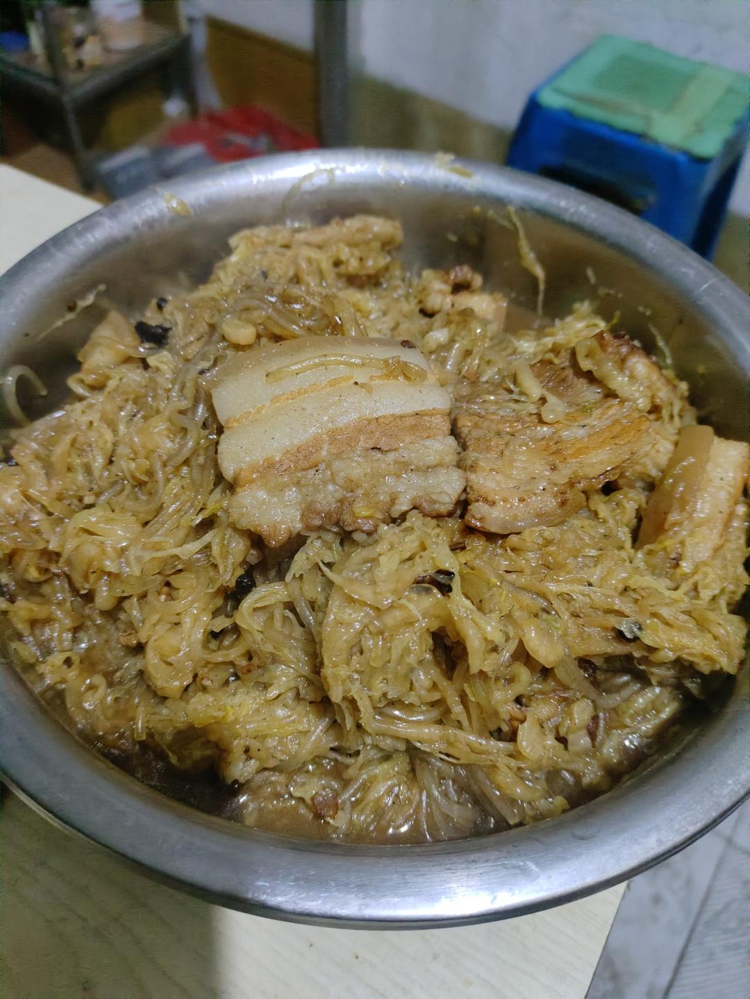 酸菜炖粉条（东北菜馆的味道）无敌好吃
