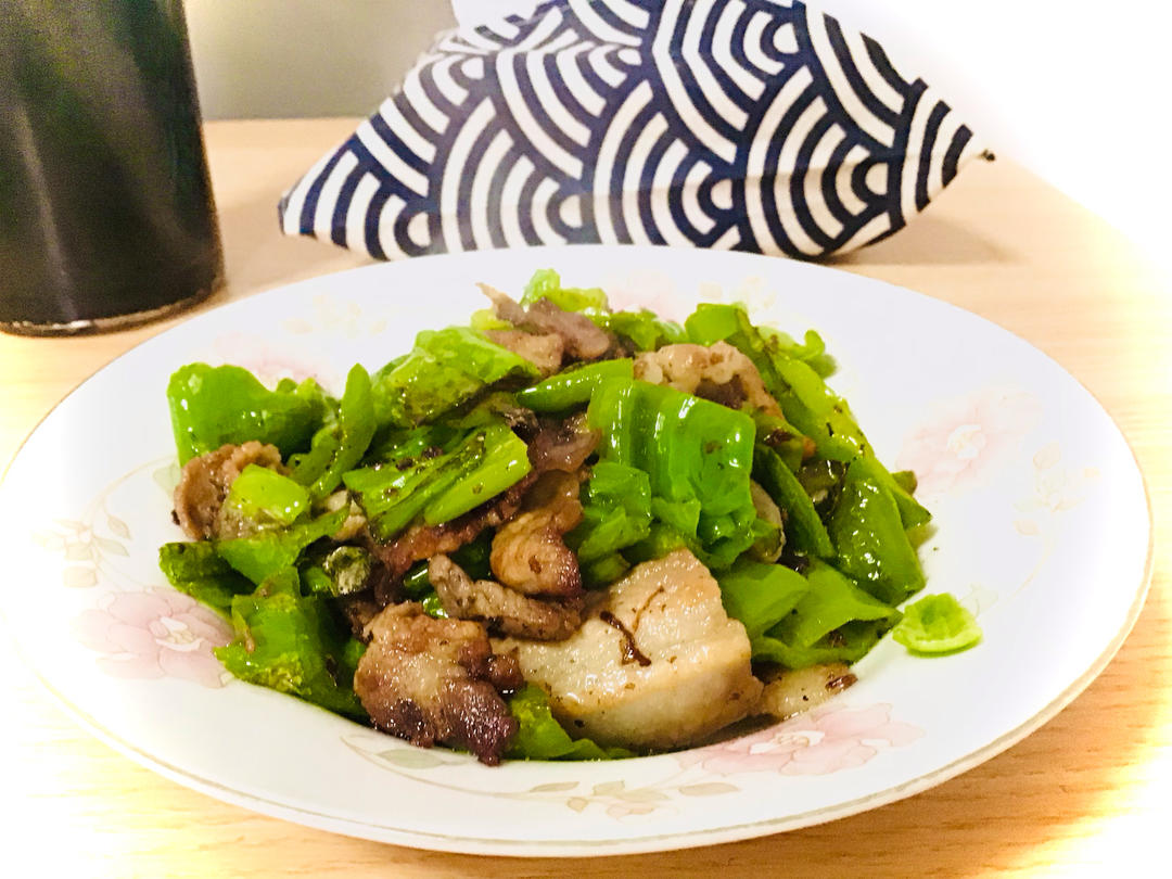 香肉片炒青椒！的做法