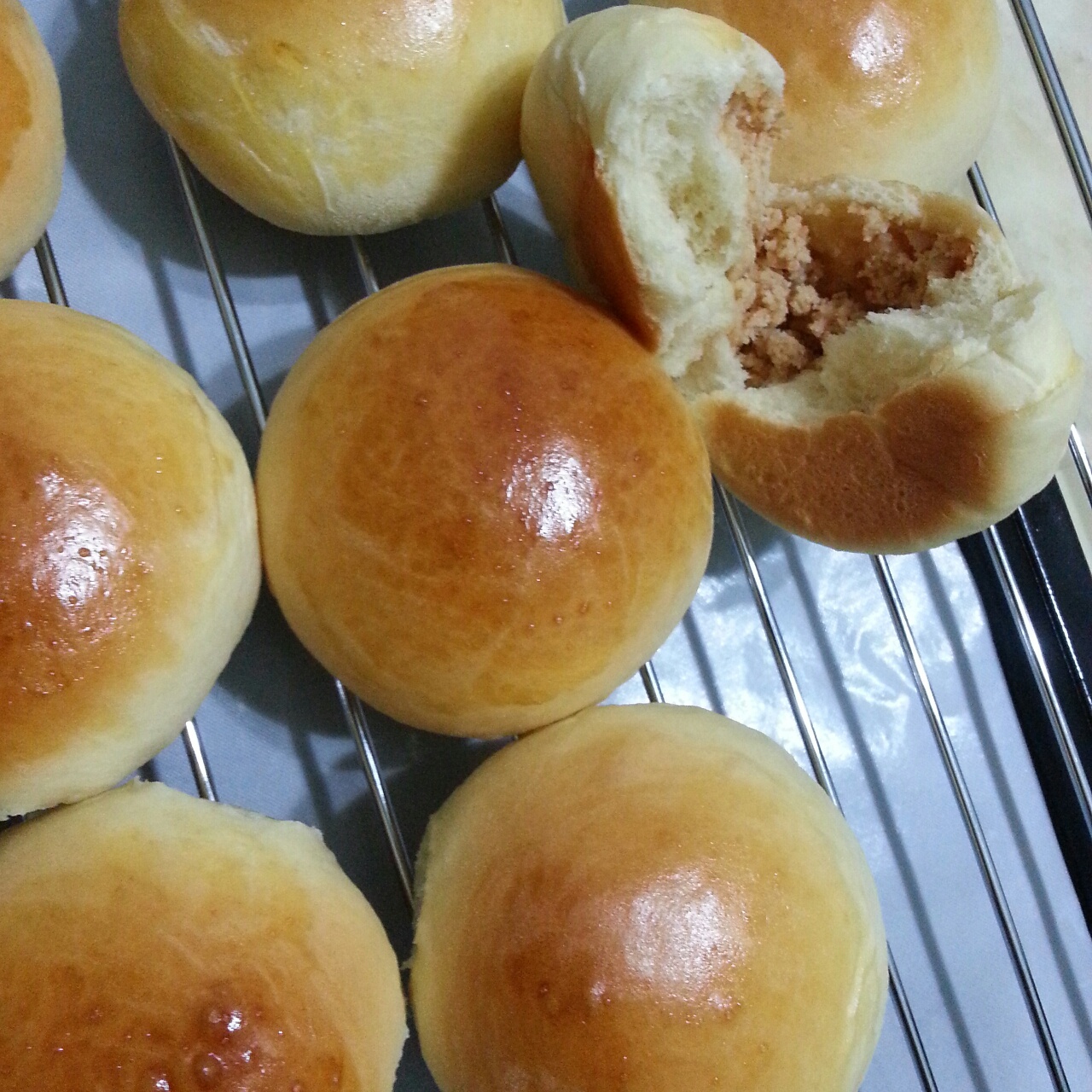 花生馅喷香小面包