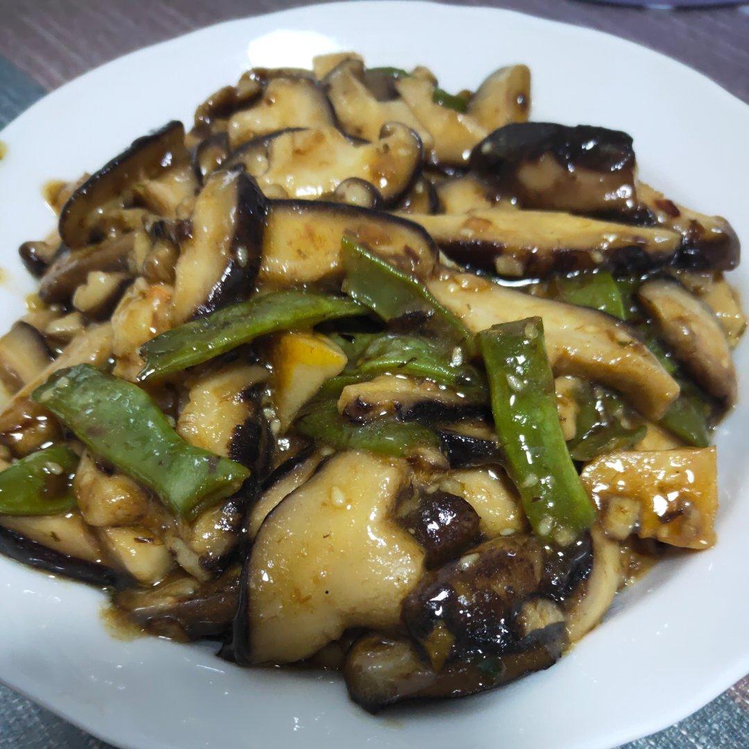 鲜嫩多汁，比鲍鱼还好吃红烧香菇