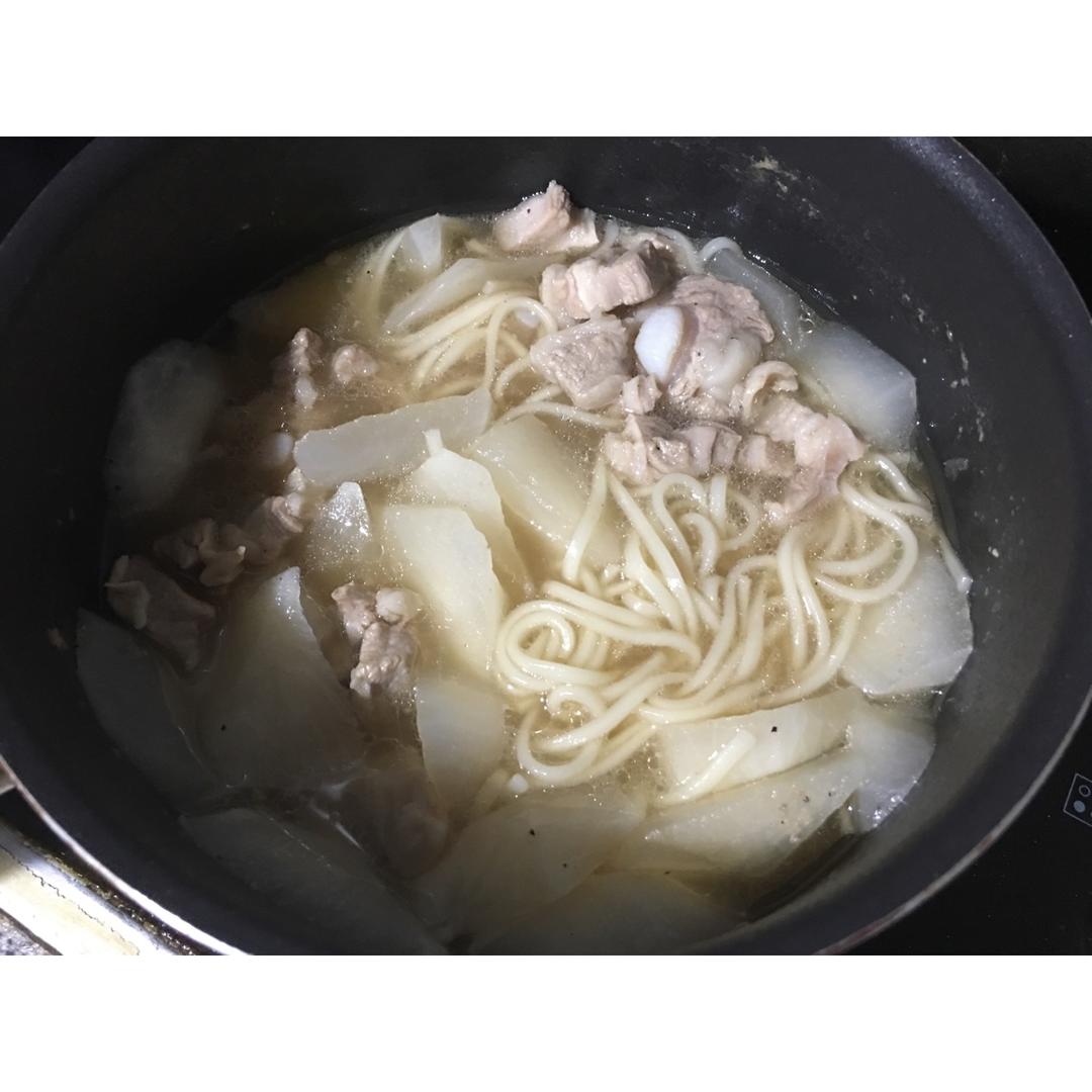 牛肉萝卜汤
