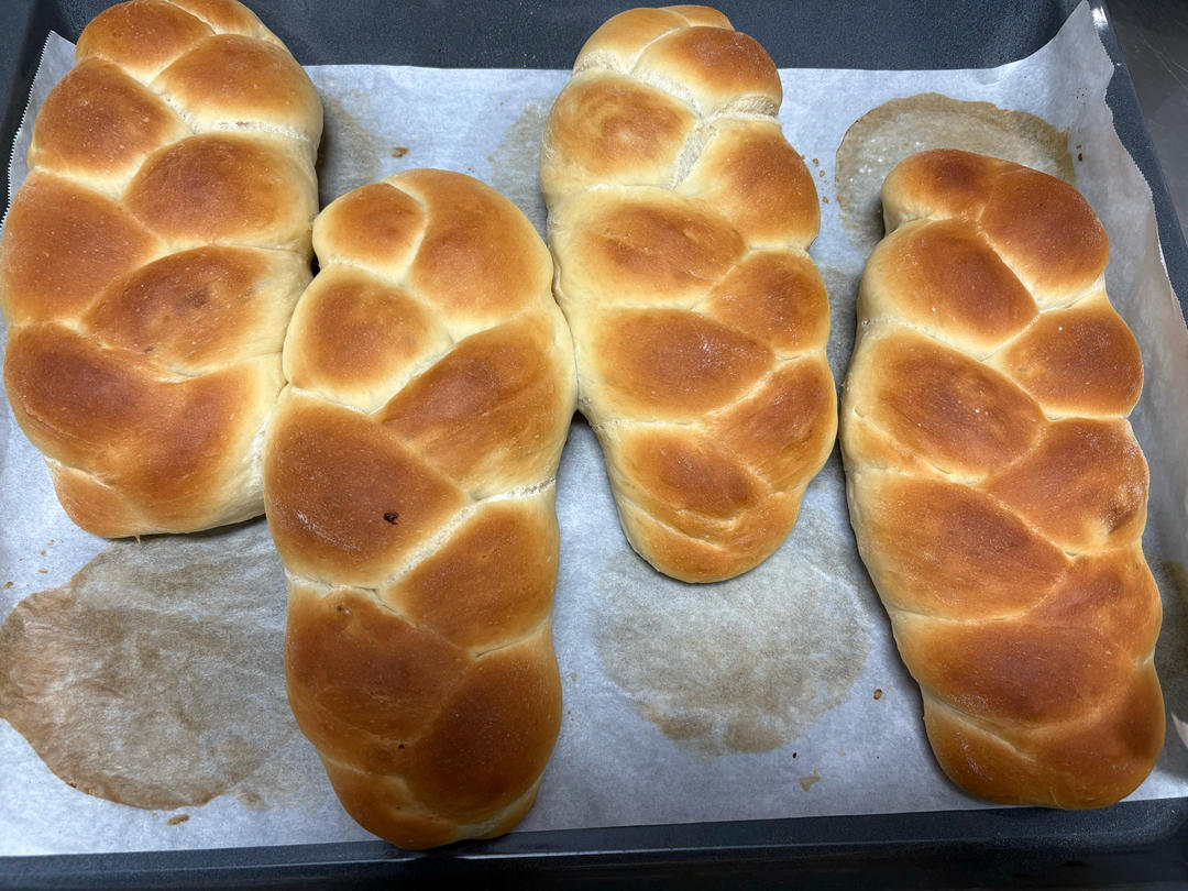 蔓越莓辫子面包